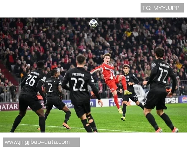 英超激战：里昂逆转拜仁神扑瞬间点燃全场激情