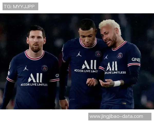 中超精彩对决巴黎圣日耳曼与里昂激战成平局帽子戏法引发热烈反响