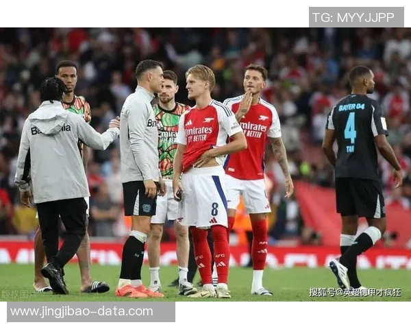 德甲惊现冷门里昂与曼联激战成平局引发全场震惊 德甲惊现冷门里昂与曼联激战成平局引发全场震惊