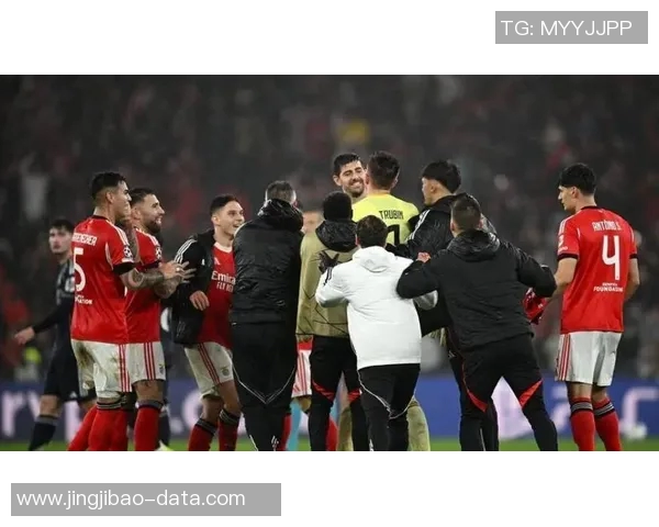 世界杯激战皇马与莱比锡鏖战成平局全场气氛瞬间沸腾